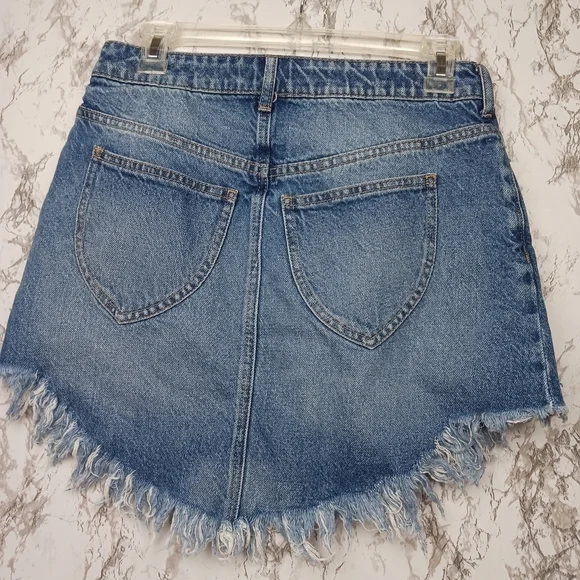 We The Free Bailey denim skirt women's size 26 blue - Picture 2 of 5